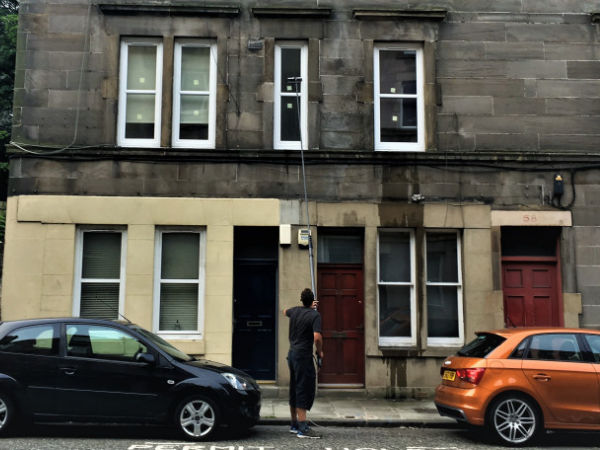 Window cleaning in Bonnington, Edinburgh