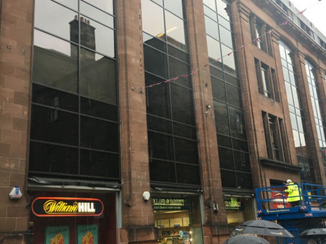 Commercial window cleaning by Edinburgh Clean