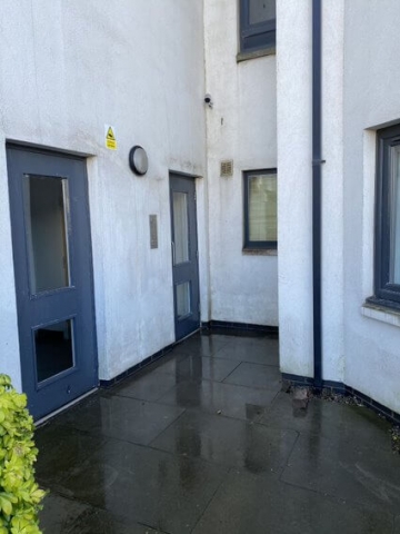 Algae Removal by Edinburgh Clean