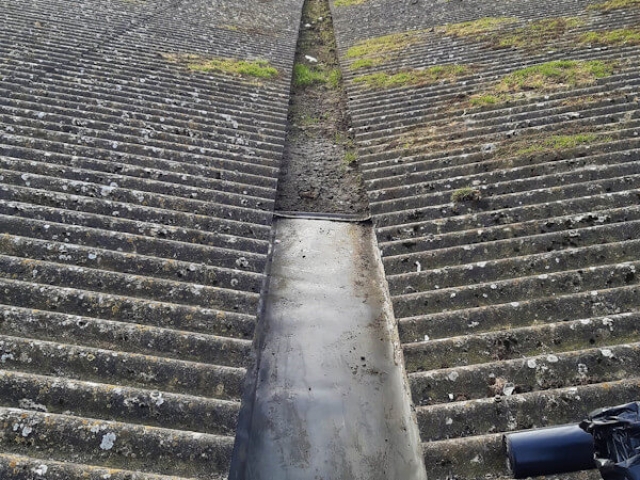 Commercial Gutter Cleaning in Edinburgh